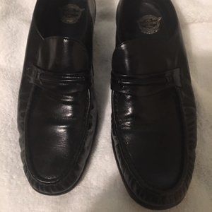 Men's Black Loafer's